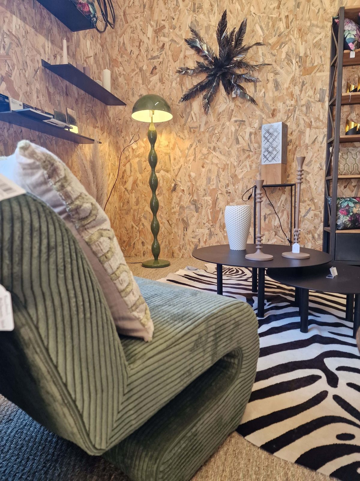 Showroom C Design — photo 3