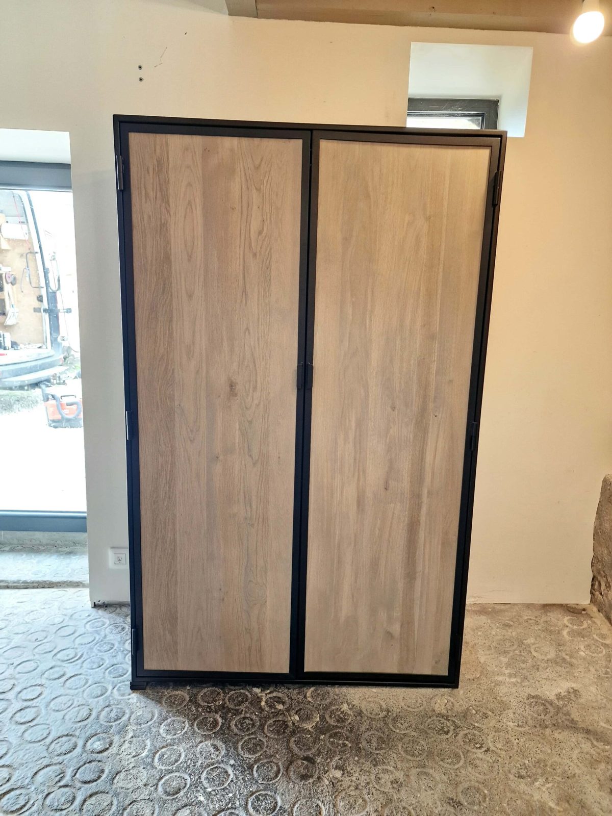 ARMOIRE Métal bois