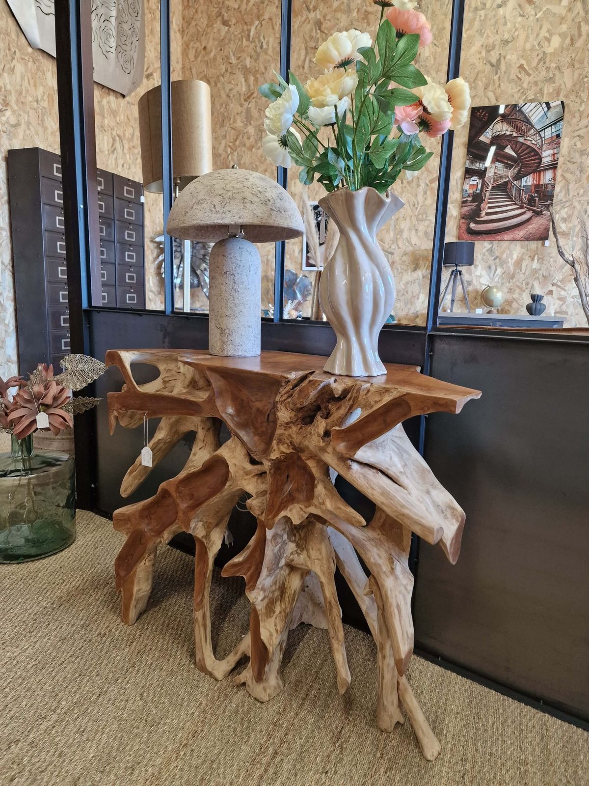 Showroom C Design — photo 6